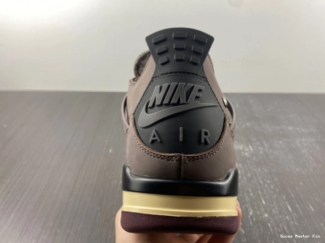 AIR A JORDAN VIOLET ORE MA DV6773-220 MANIERE 4 RETRO 0711
